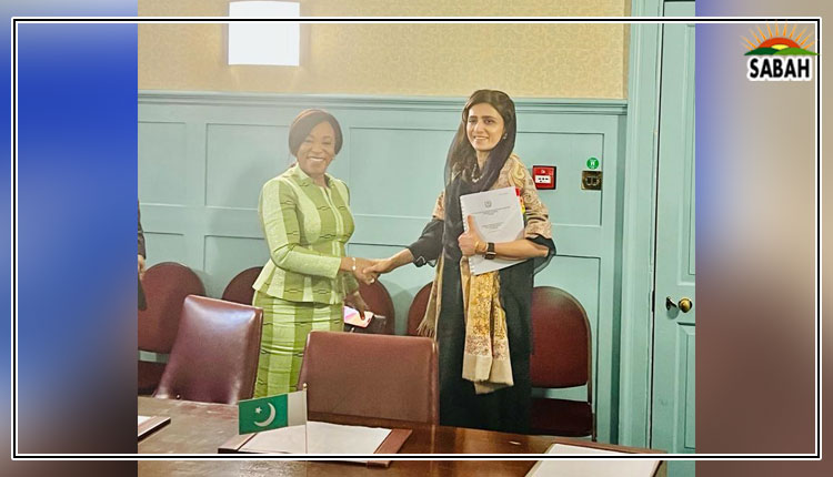 Hina Rabbani Khar, Shirley Ayorkor Botchwey explore ways to deepen Pakistan-Ghana economic engagement