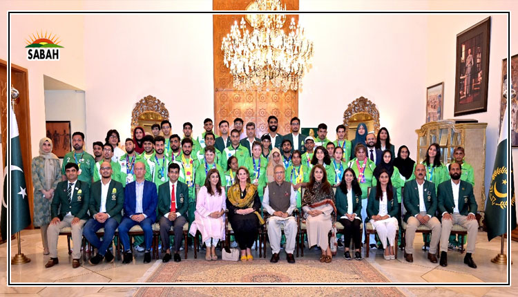 Persons with disabilities should be given the opportunity in health, education, employment & sports event: President Alvi